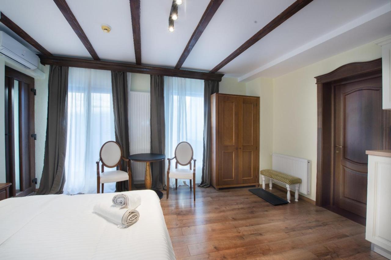 Old Town Cataleya Hotell Sibiu Exteriör bild