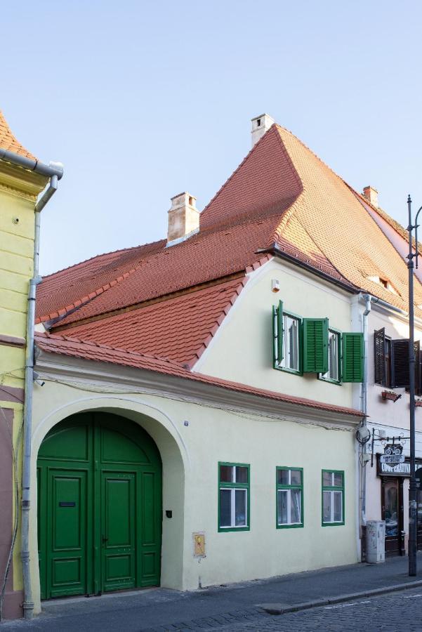 Old Town Cataleya Hotell Sibiu Exteriör bild