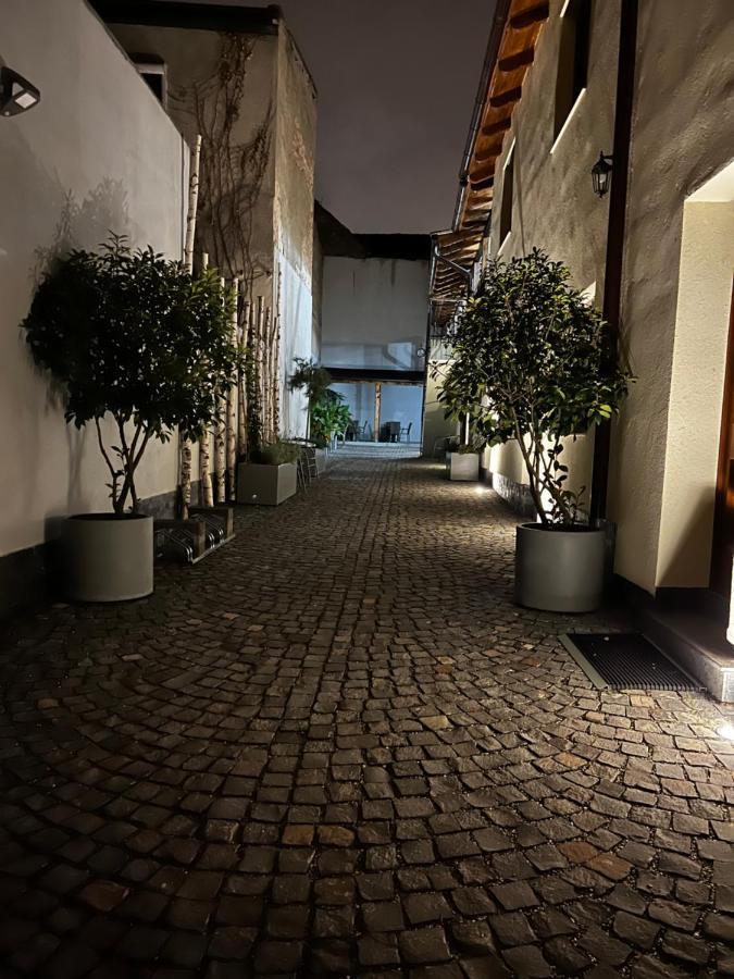 Old Town Cataleya Hotell Sibiu Exteriör bild