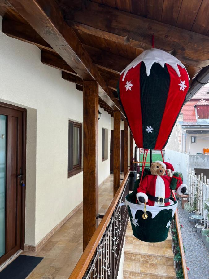 Old Town Cataleya Hotell Sibiu Exteriör bild